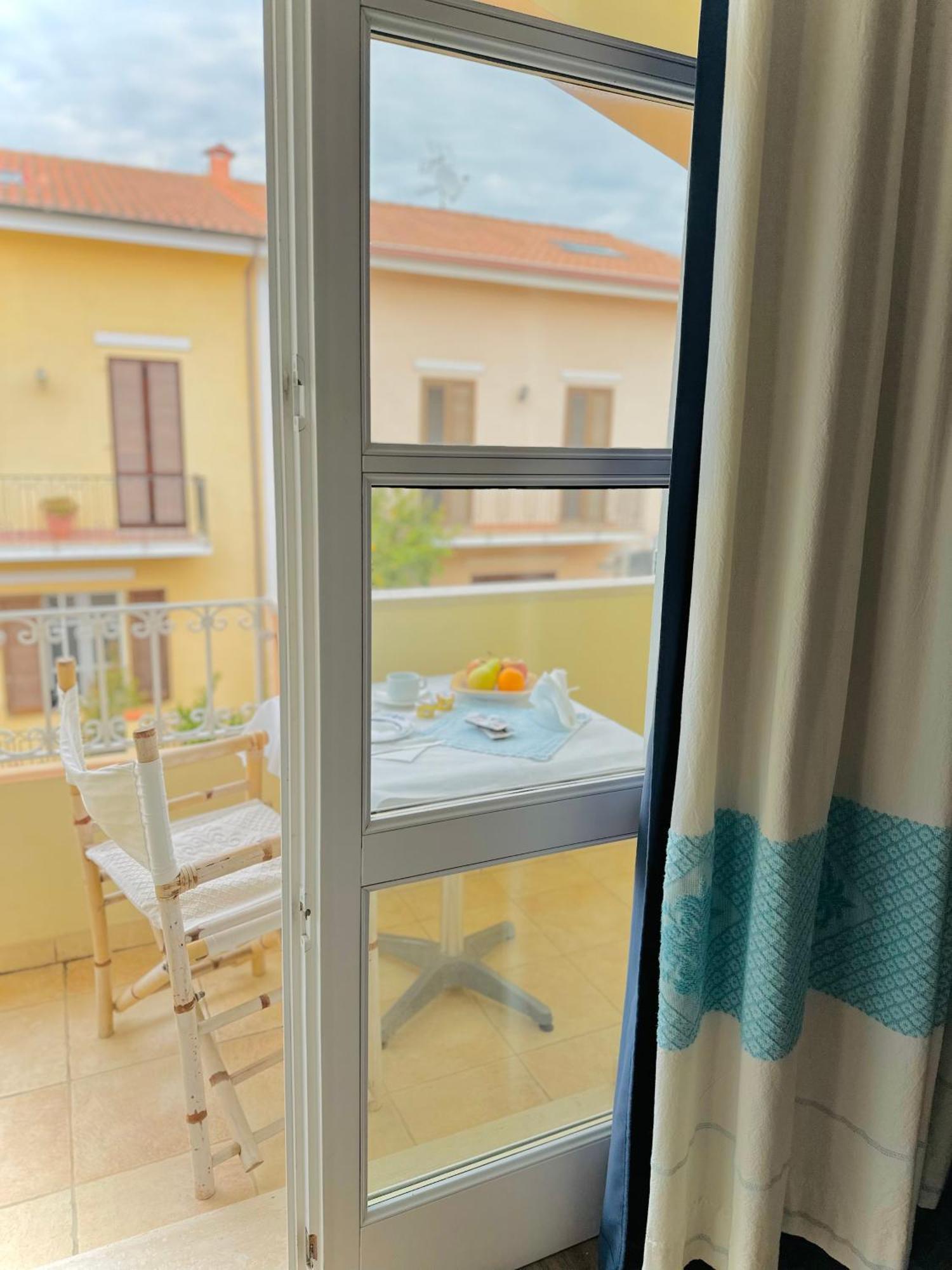 B&B Tre Oristano Exterior foto